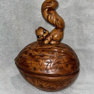 Vintage Holland squirrel nut candy dish
